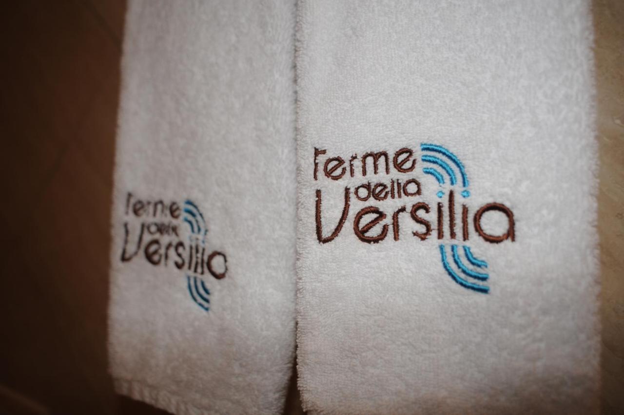 Hotel Villa Undulna - Terme Della Versilia チンカレ エクステリア 写真